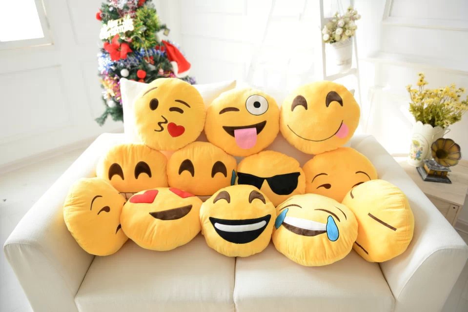 http://g04.a.alicdn.com/kf/HTB1kEoZHFXXXXX5XVXXq6xXFXXXs/Soft-Emoji-Round-Cushion-Smiley-font-b-Emoticon-b-font-Yellow-font-b-Pillow-b-font.jpg