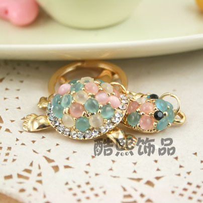 Фотография Cool hee jewelry creative new Korean style ornaments Keychain creative opal tortoise Keychain bags ornaments