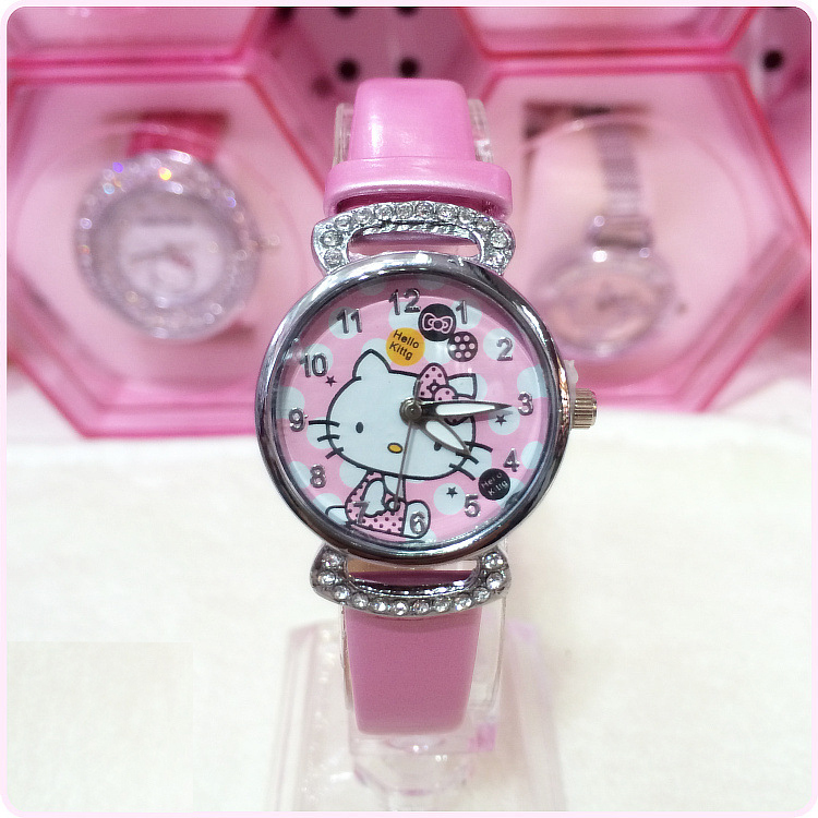 New fashion gift for Hello Kitty Women Dress Watch...