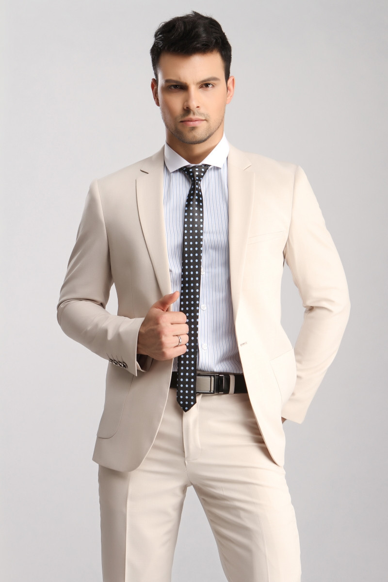 2016 Custom Made Beige Mens Slim Suits 3 Psc Bridegroom Wedding Suits For Men Dress Suit Blazer+Vest+Pants