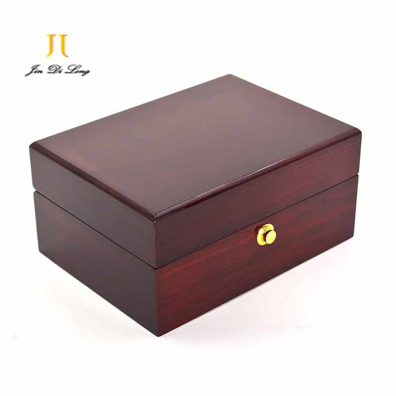 Compra caja de reloj de madera online al por mayor de China, Mayoristas