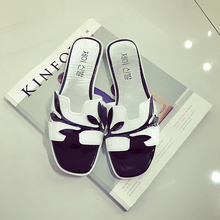 Free Shoppong ! 2016 New Summer Europe and The United States The New Beach Shoes Flat Bottomed Out Toe Women Sandals Women Shoes