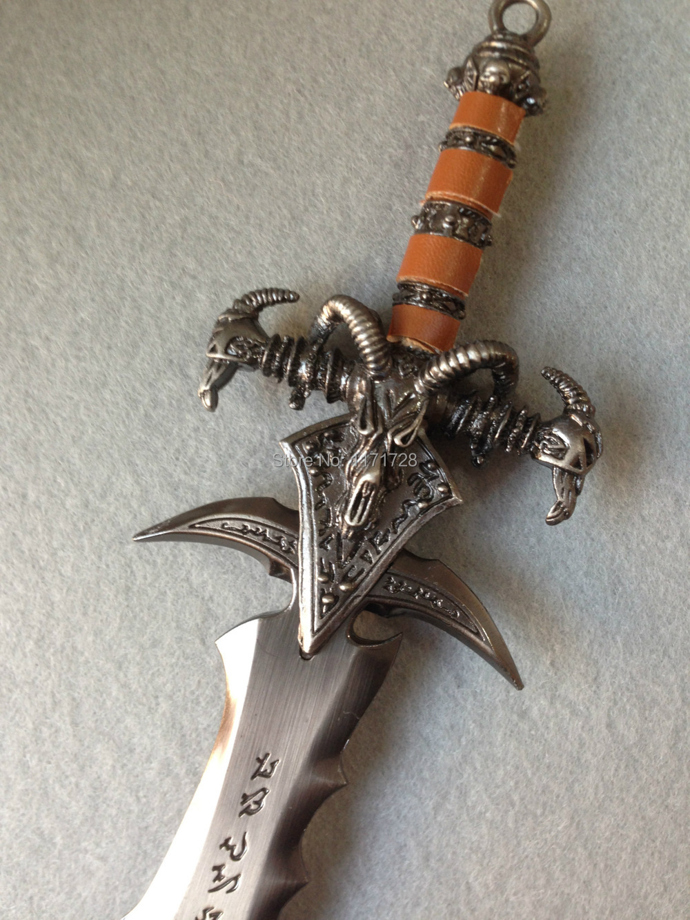 Купить 1 наборы/лот скопировать wow меч 22 см Длина реплик с задней ...