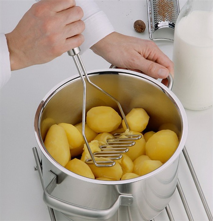 Potato Mashers & Ricers7