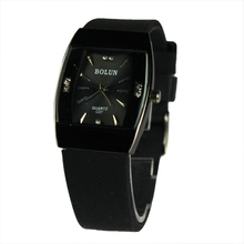 Fashion Ladies Silicone Crystal Diamond Rhinestone Watches Women Beauty Dress Quartz Wristwatch Hours for women relogio feminino