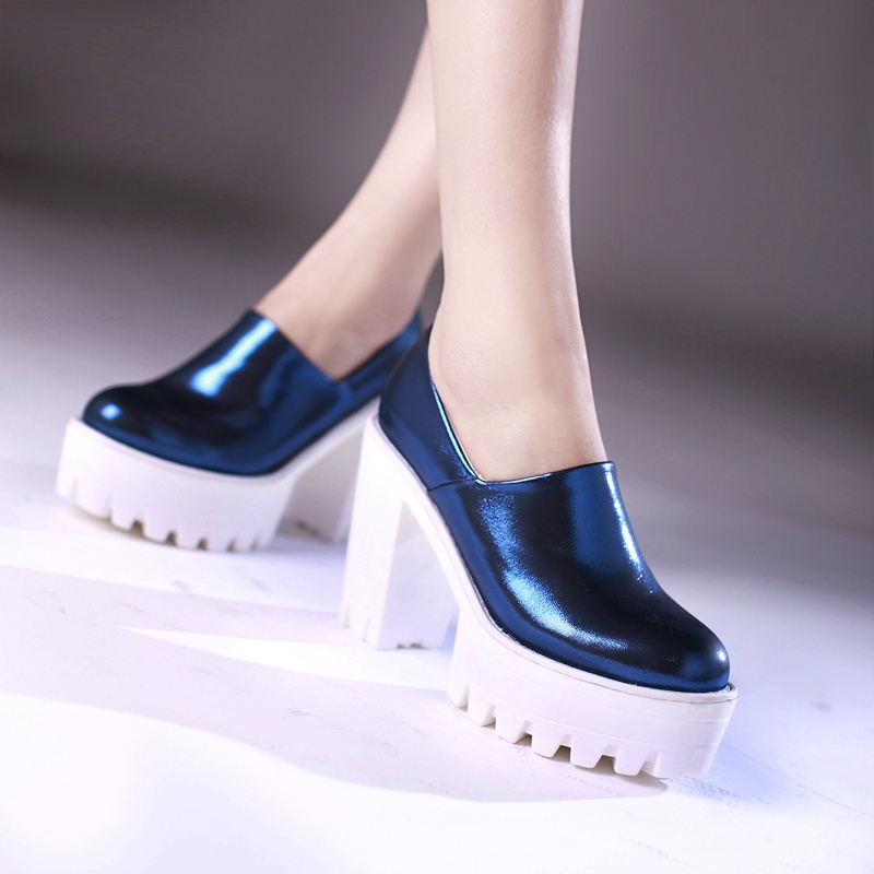 http://g04.a.alicdn.com/kf/HTB1sUclIFXXXXbPXpXXq6xXFXXXf/2015-New-arrival-Spring-Summer-Fashion-Women-shoes-Square-Heel-Platform-Closed-toe-Ankle-boots-QL3390.jpg