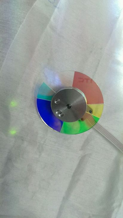 UT8zD6EXvFXXXagOFbX1