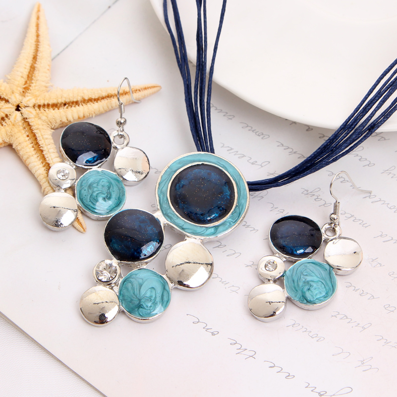 HIBRIDE Luxury White Gold-Color Dark Blue AAA Cubic 66 HIBRIDE Luxury White Gold-Color Dark Blue AAA Cubic 54