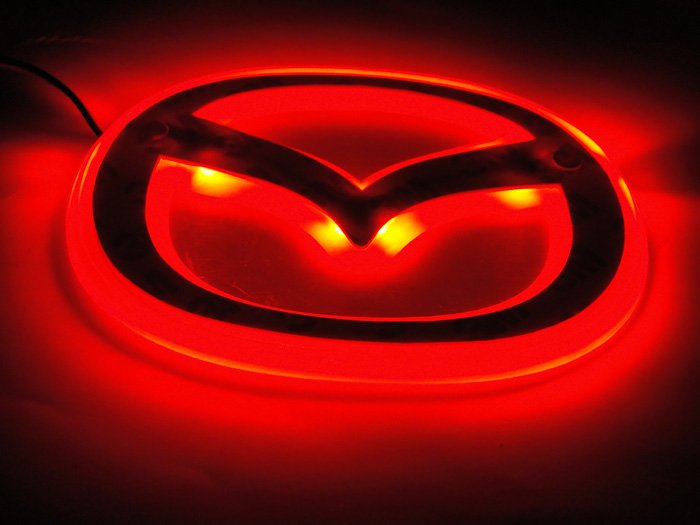    /     logo   Mazda 3
