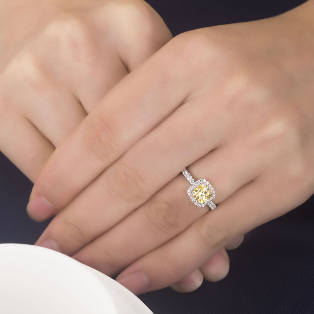 Cushion cut engagement rings 1 ct