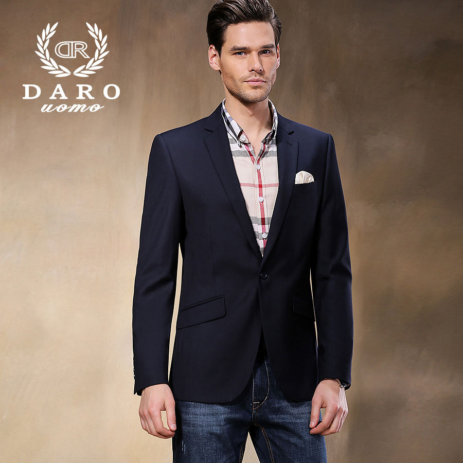 We couldn't find what you were looking for, But here are some other options. Business Casual for Women Remember that skirts and dresses are acceptable as long as the hem falls just above the knees. Opt for pants such as khakis, corduroy pants, linen pants or dress pants. Choose from a variety of shirts. Try footwear such as leather shoes, flat trouser shoes, high heels; no open toed shoes. Complete the business casual look. More.