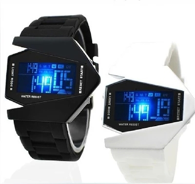 Cool plane table fashion watch fighter LED luminous waterproof watch children\'s electronic table