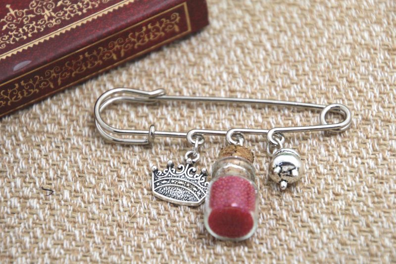 12pcs Shakespeare inspired Macbeth themed charm font b kilt b font pin brooch 38mm