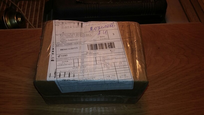 Заказывал сразу 3 товара, пришло все в одной упаковке. Винты хорошие, с ровной резьбой, шайбы покрашены хорошо, краска в гравировке слегка неопрята, но не критично! Доставка быстрая. Рекомендую!