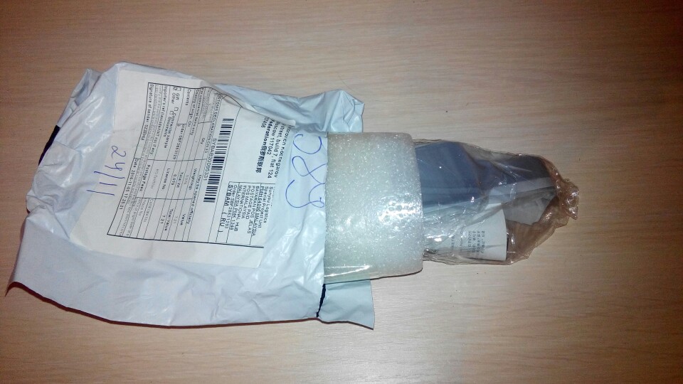 Часы не включаются, зарядка устройства не помогла, часы не работают!!! Изготовлены не качественно /на корпусе есть царапины, кнопка включения болтается во все стороны, крышечка для разъема зарядки не держится/. Открывал спор, решение не в мою пользу. Голимый китайский товар!!! НЕ РЕКОМЕНДУЮ!!!